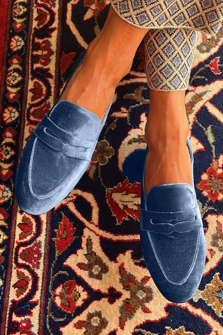 Aiza – Stylish Loafers with Velvet Patchwork