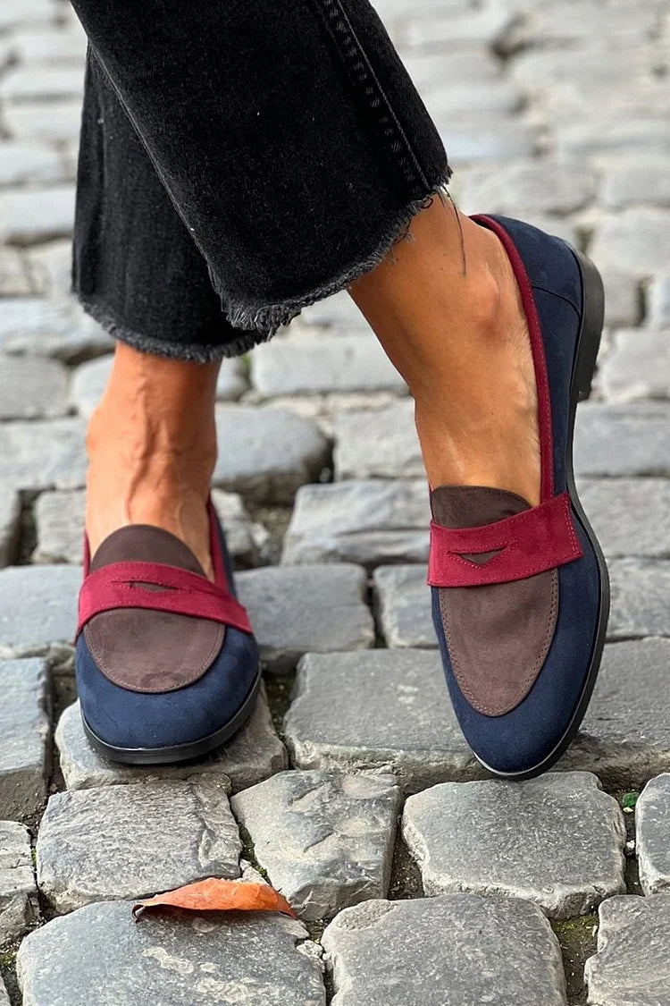 Eliya – Elegant Round-Toe Loafers with Small Heel