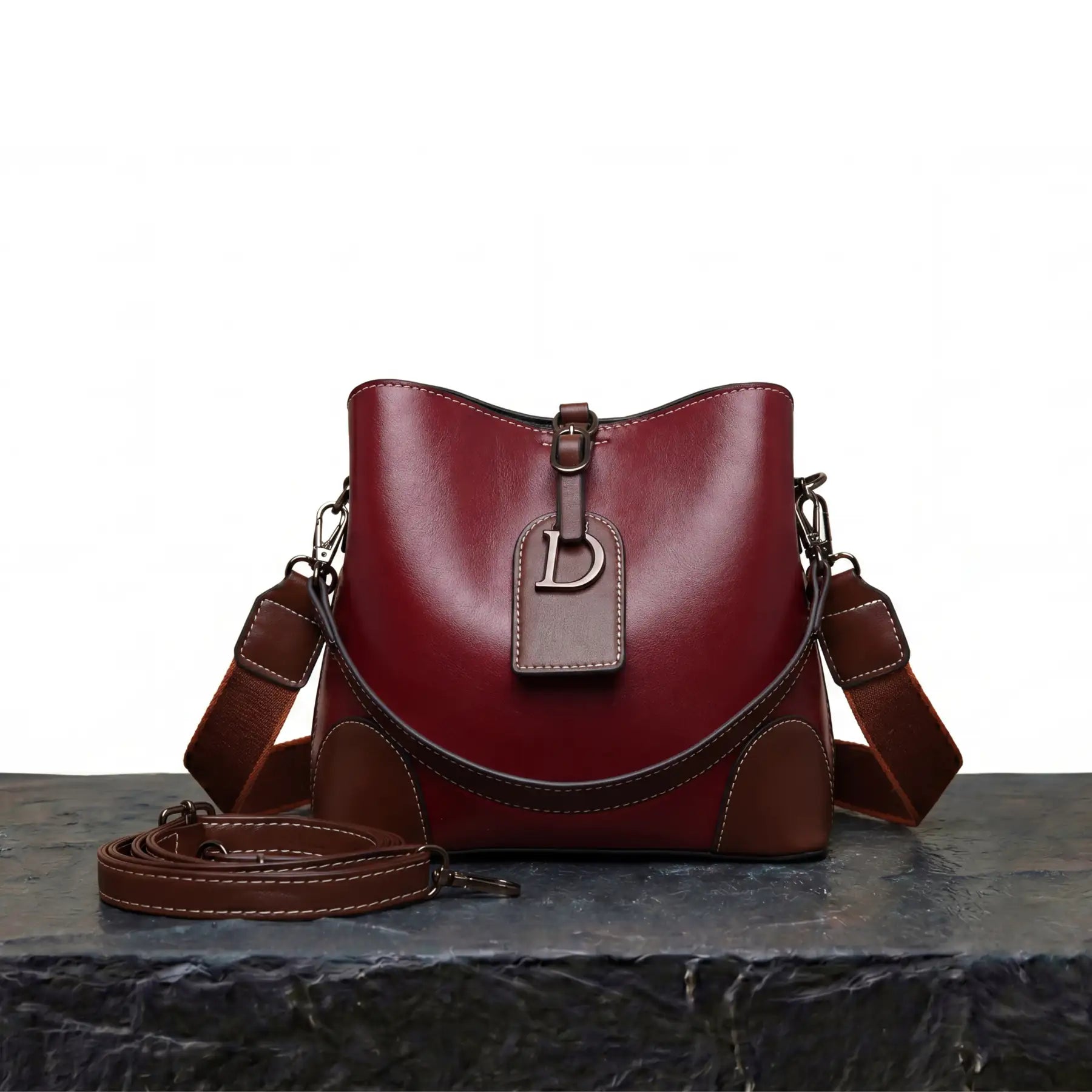 Dalia - Match One Outfit Handbag