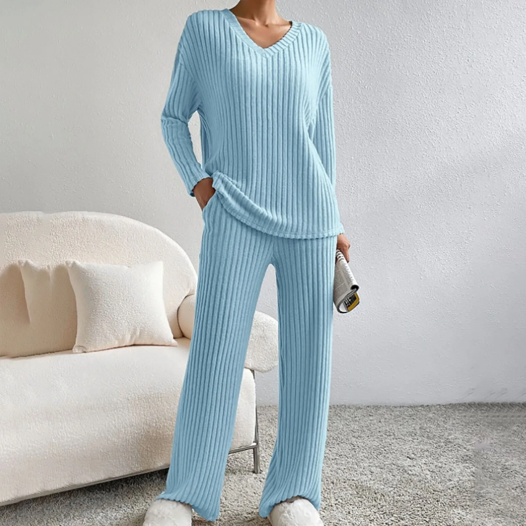 Lalaine – Ribbed 2-Piece Lounge Set