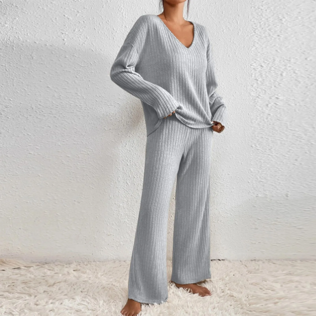Lalaine – Ribbed 2-Piece Lounge Set
