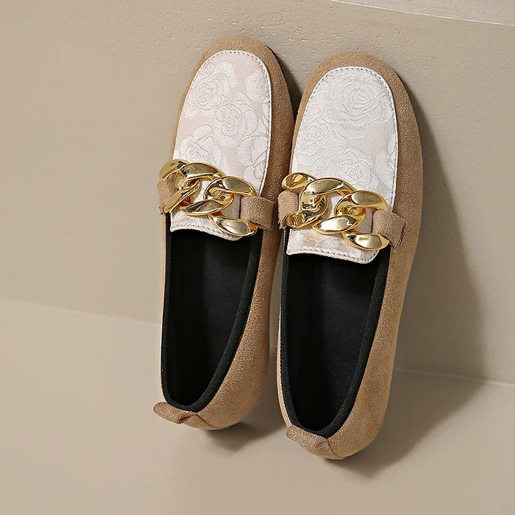 Dahlia – Elegant Loafers with Chain Detail
