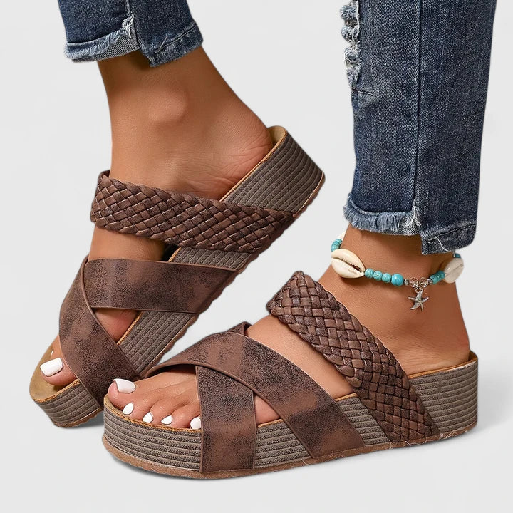 Dani - Orthopedic Sandals