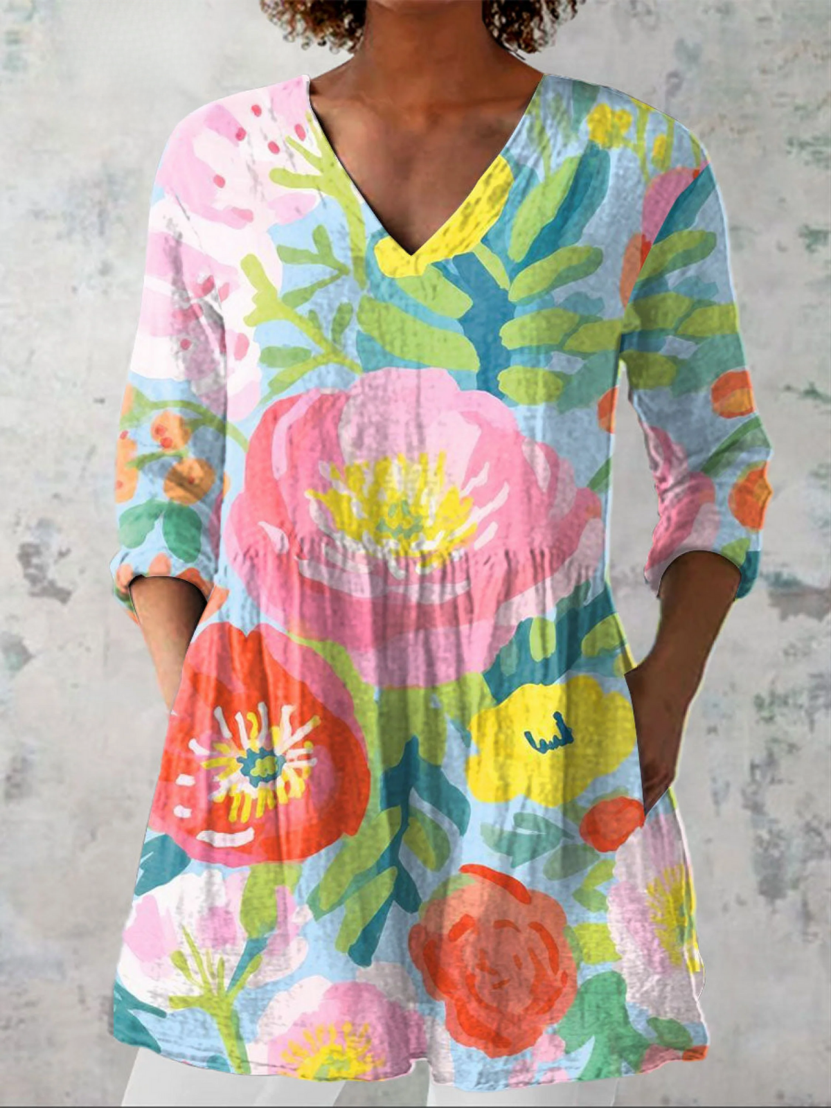 Arlene - Long Blouse with V-Neck