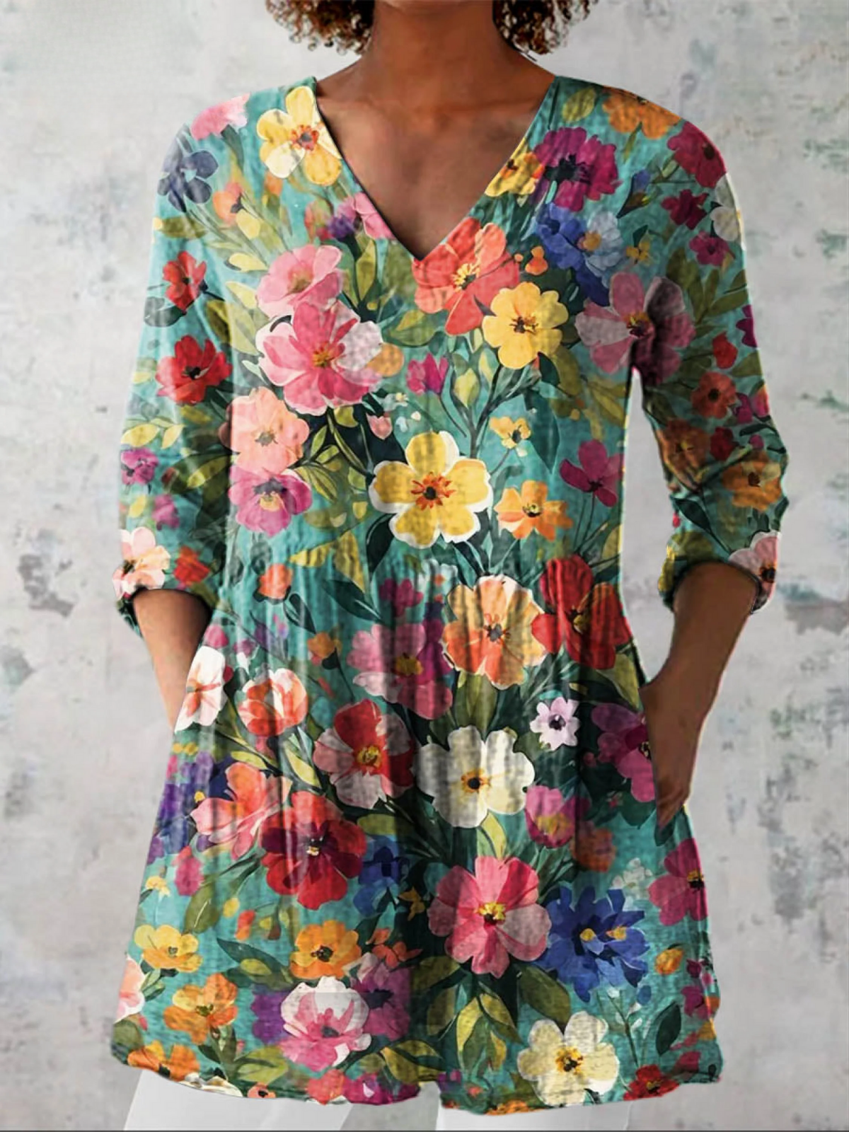 Deanne - Long Blouse with V-Neck