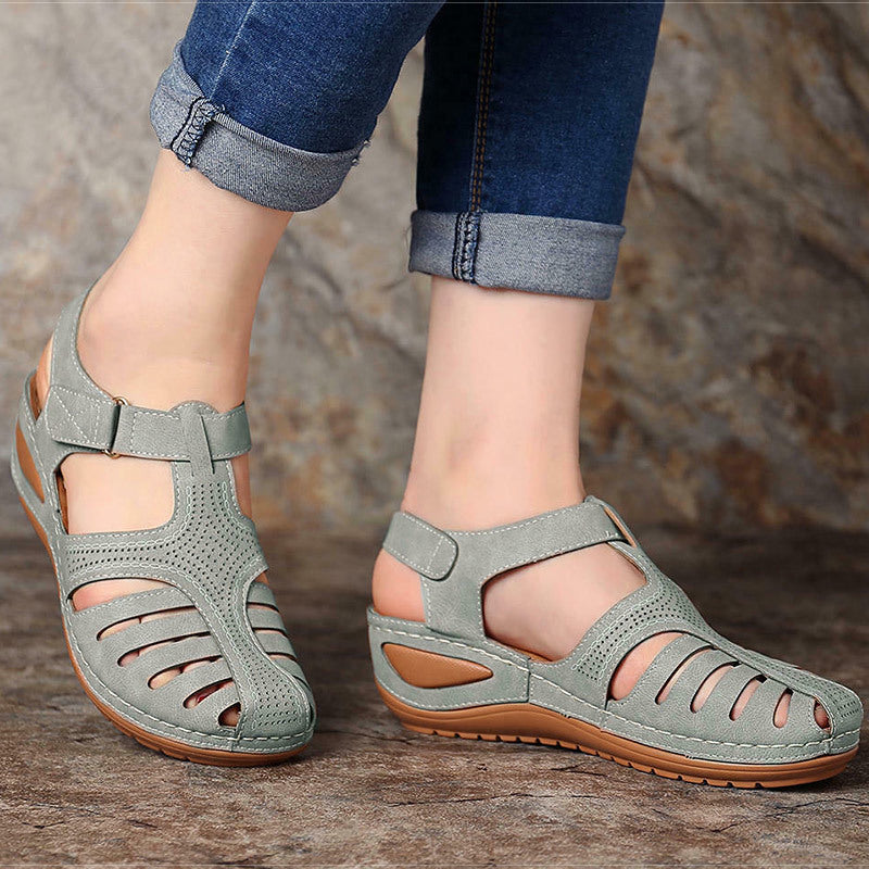 Loisa – Comfort Sandals with Gentle Lift