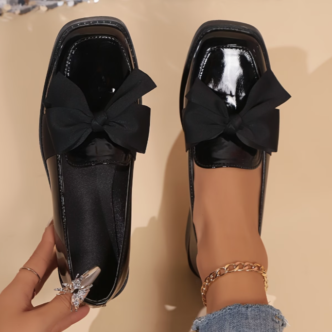Anika – Wide-Toe Comfort Shoes