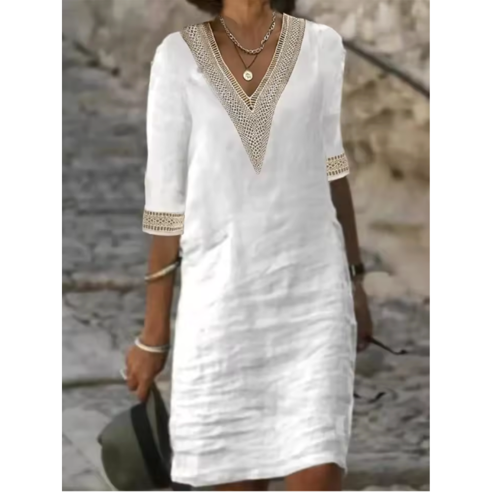 Zania – White Lace Dress with Elegant Fit