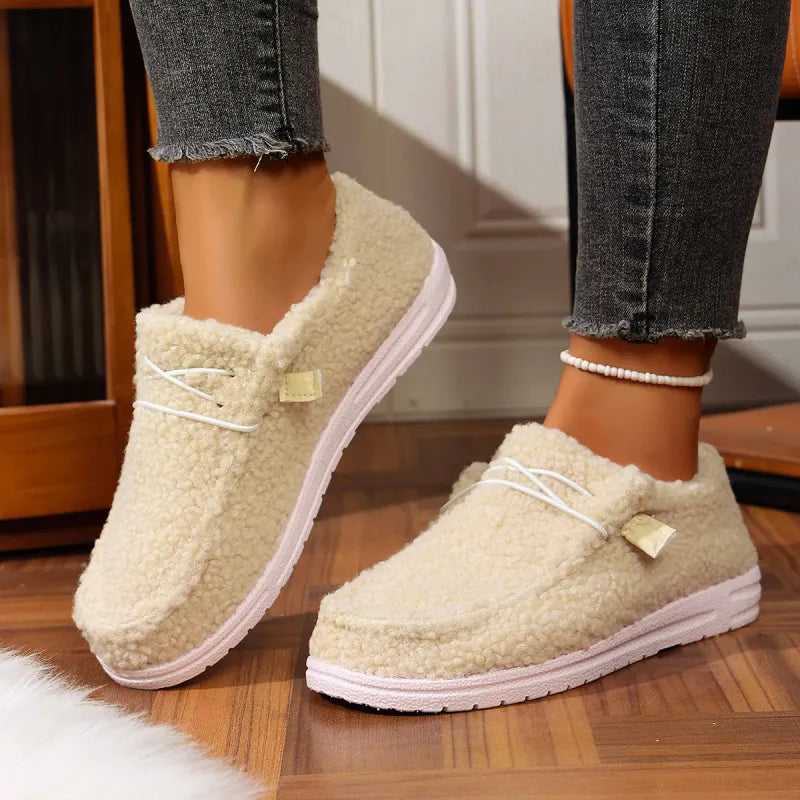 Lanie – Ultra Soft Teddy Slippers for Winter Comfort