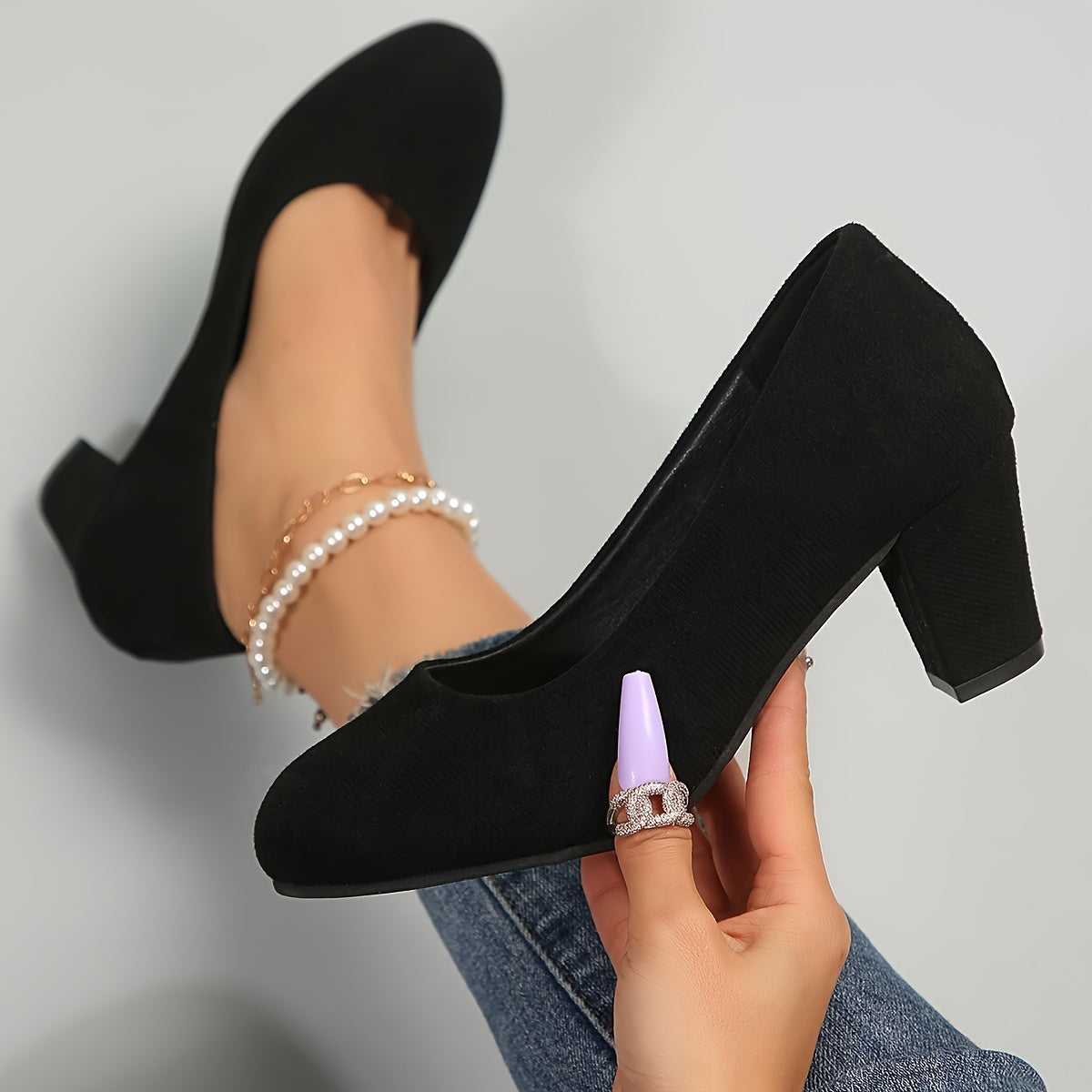 Lorenne – Wide Toe Heels for Effortless Comfort