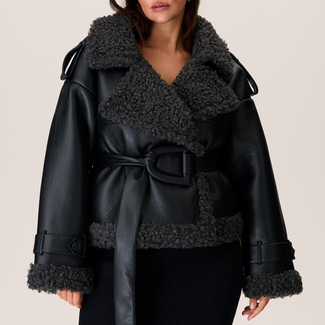 Eullie – Belted Shearling Coat with Timeless Elegance