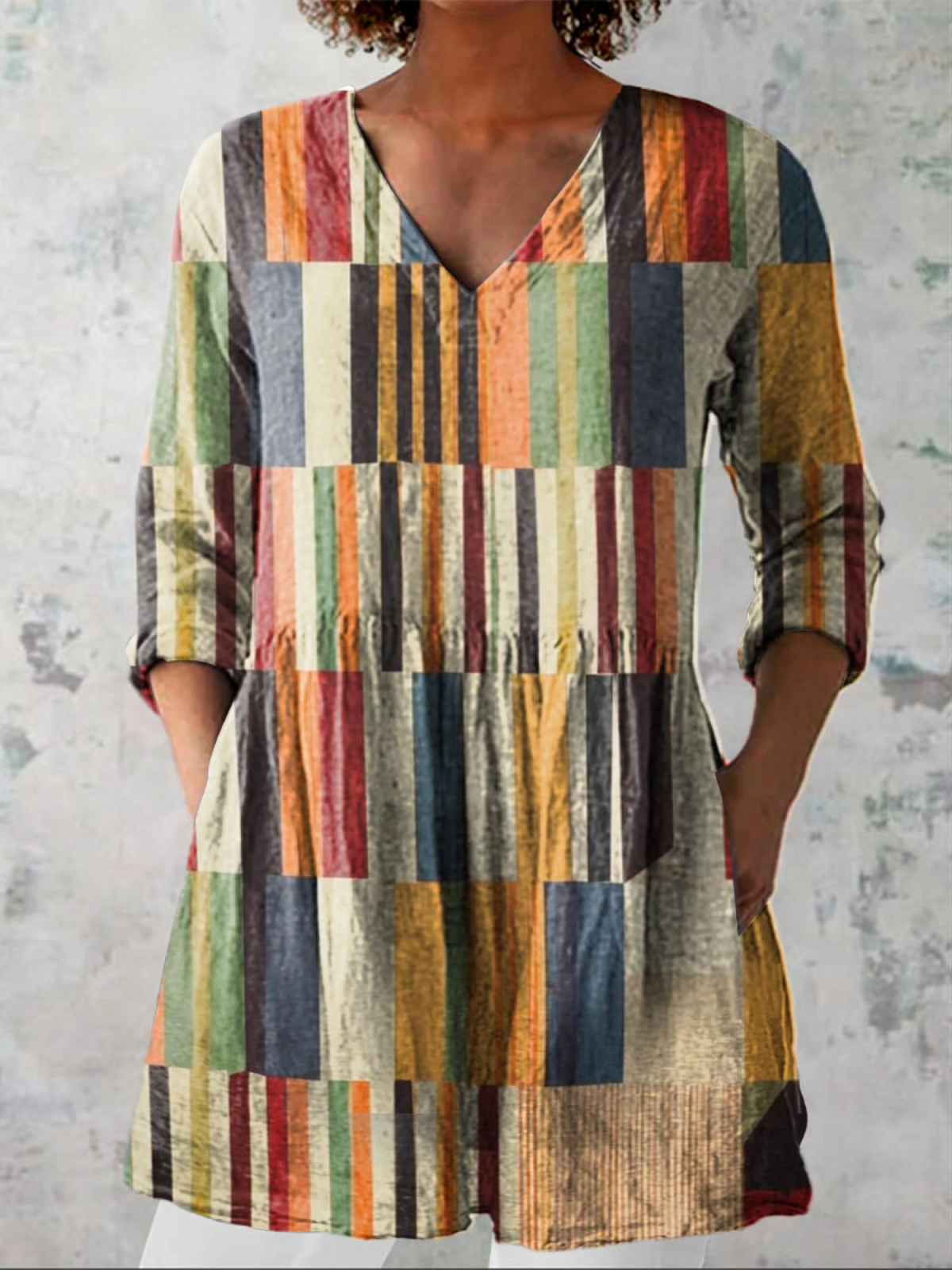 Olla - Long Blouse with V-Neck