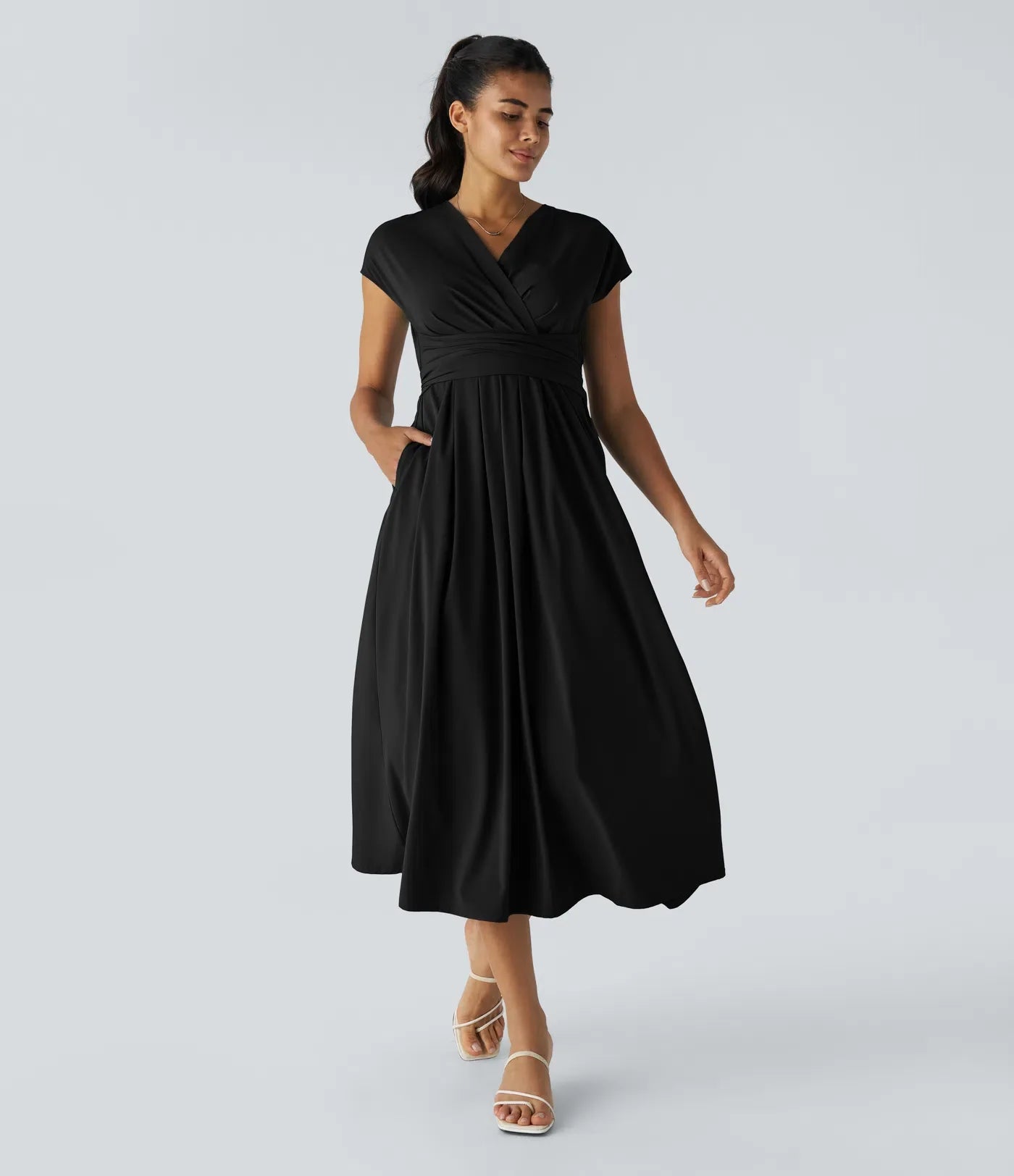 Elaine – Wrap Dress with Flowing Skirt