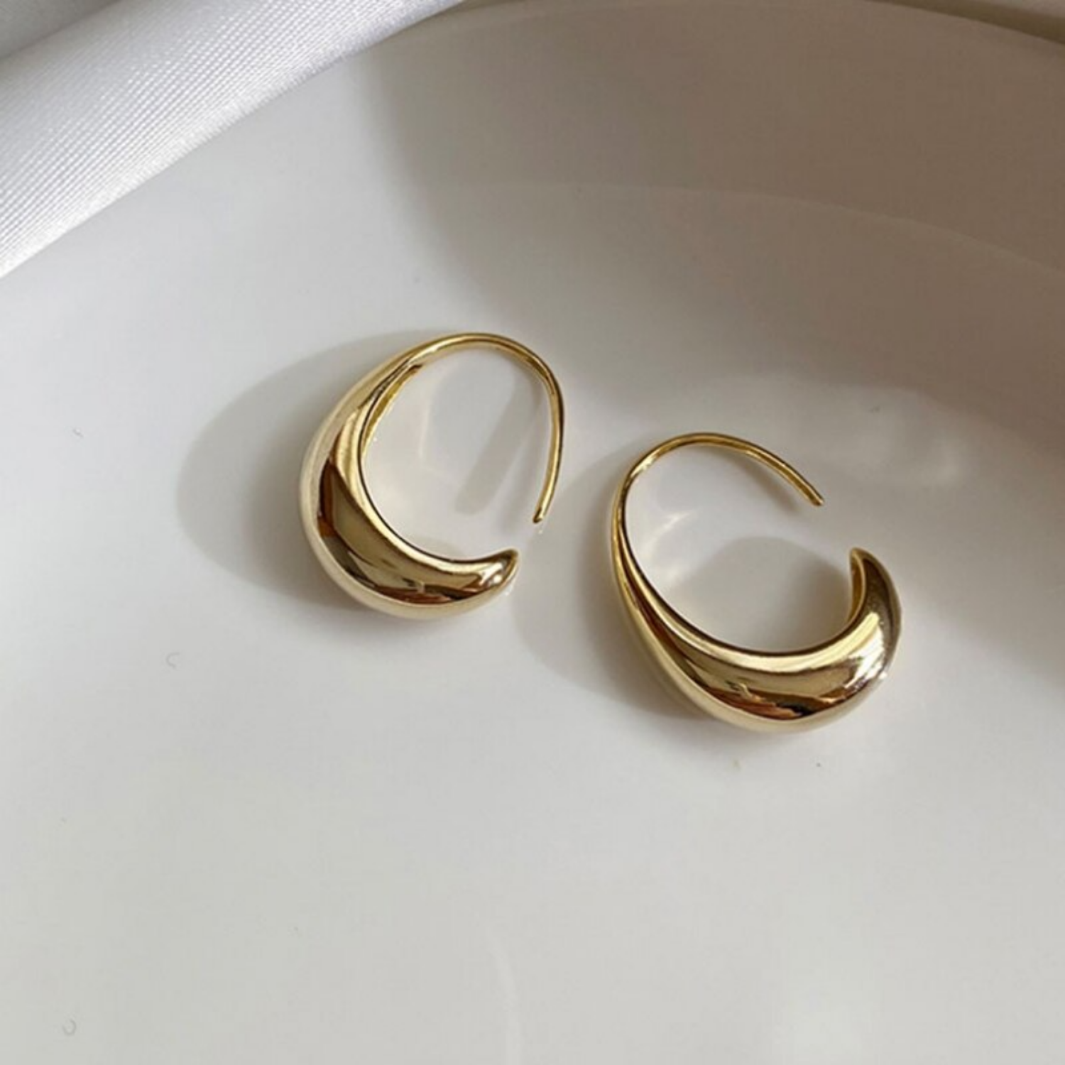 Laisa – Timeless Everyday Earrings