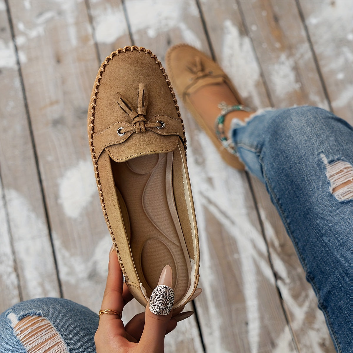 Jade – Classic Loafers with Tassel Detail
