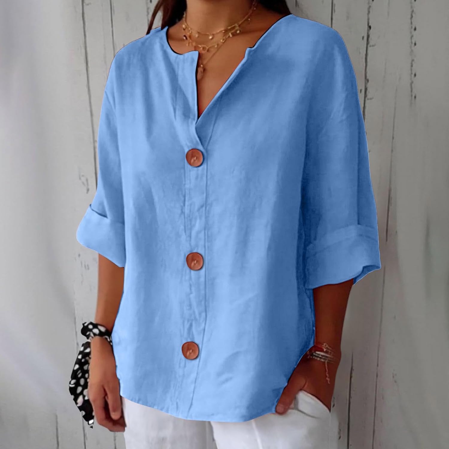 Maira – Cotton-Linen V-Neck Shirt with Wooden Buttons
