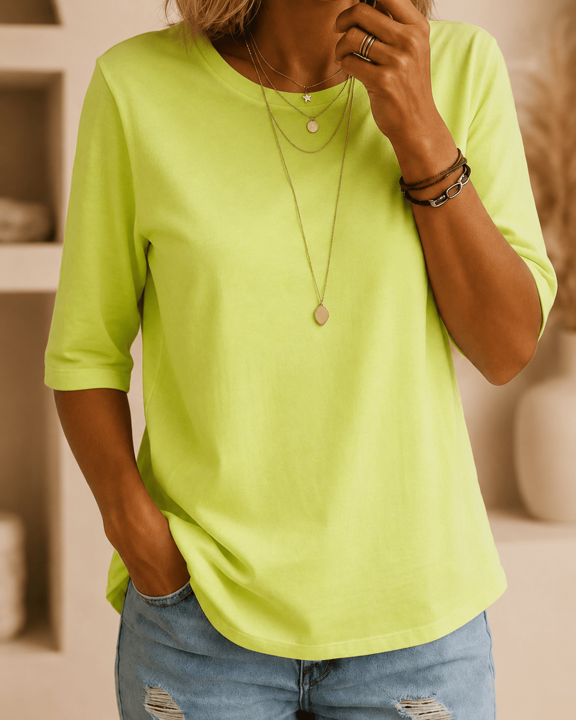 Holly - Essential Comfort Tee