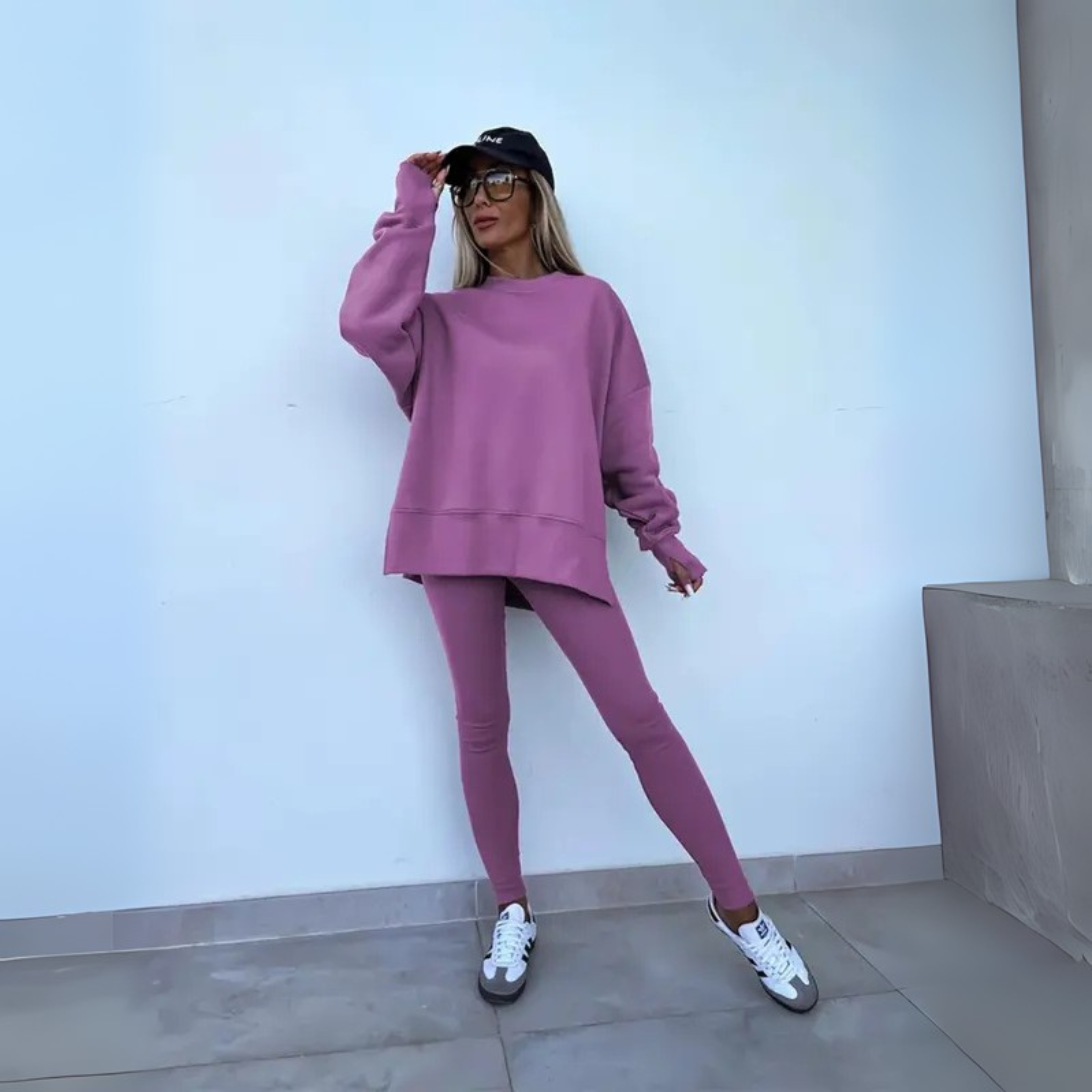 Yania – Casual Long Sleeve Sweatshirt and Pants Set