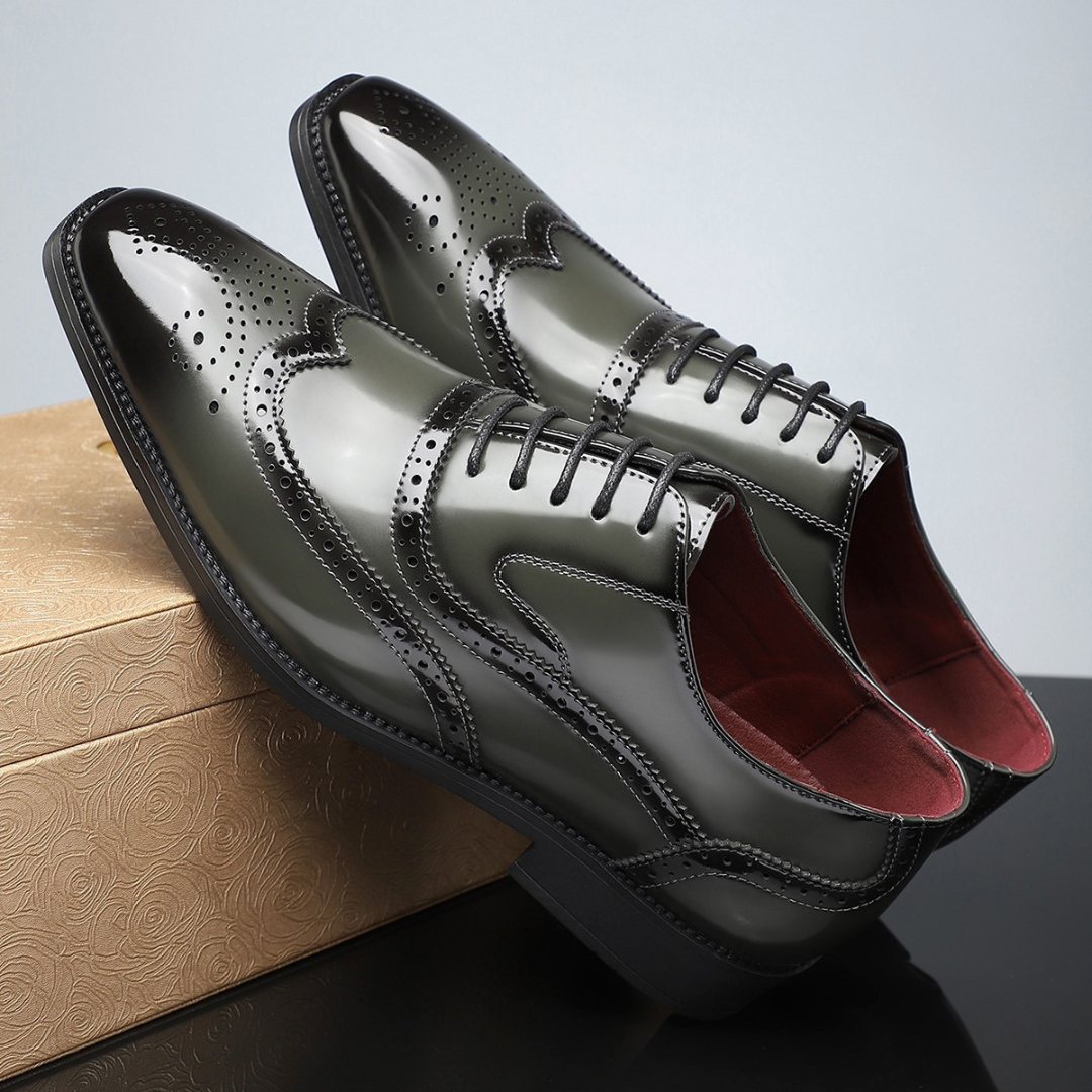 Robin – Vintage Wingtip Brogues