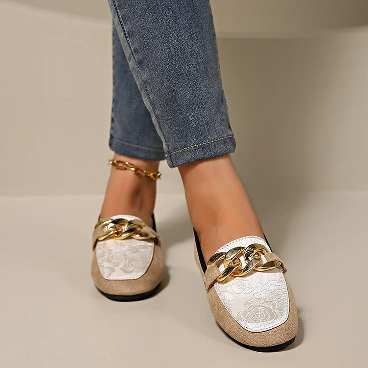 Dahlia – Elegant Loafers with Chain Detail