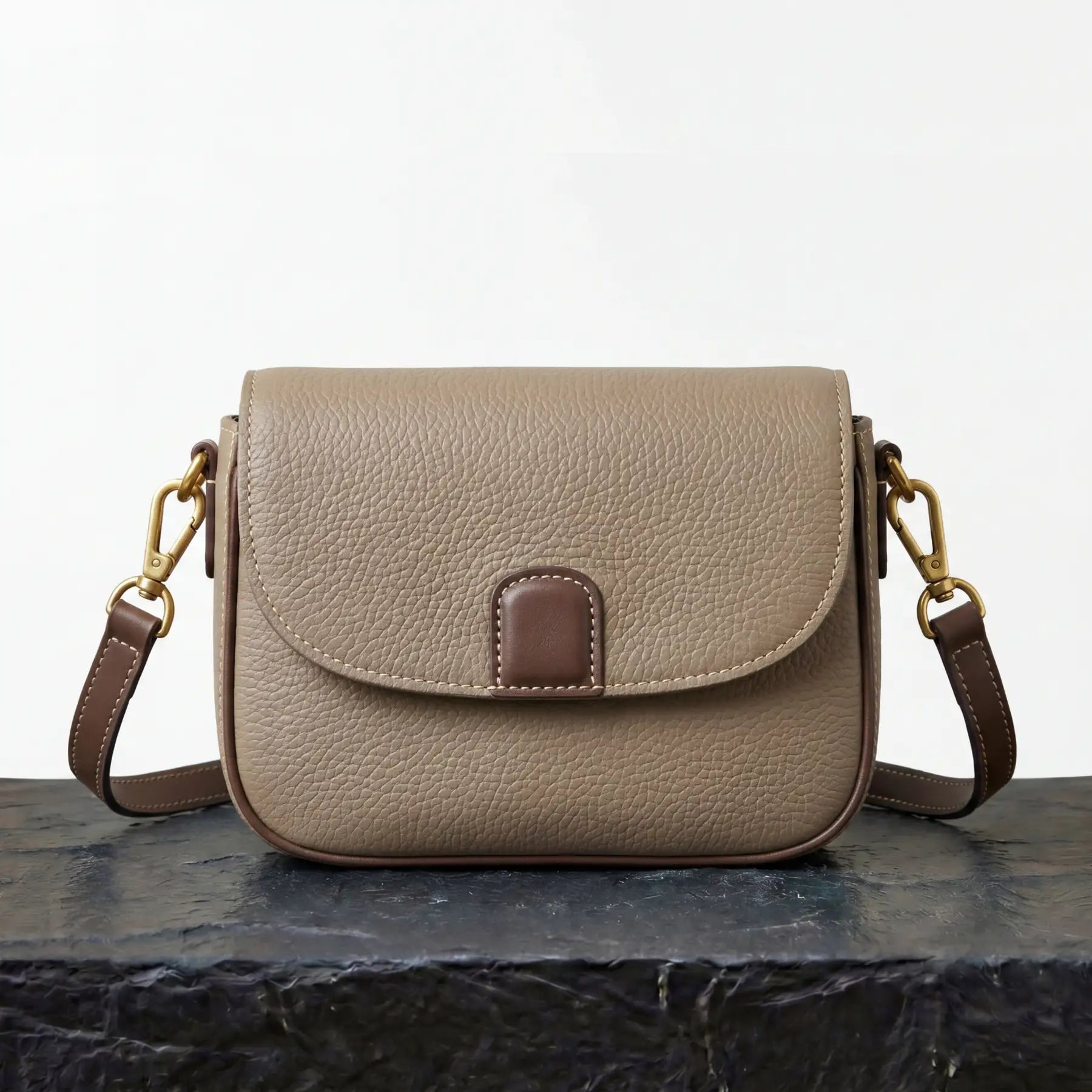 Joyce - Crossbody Bag