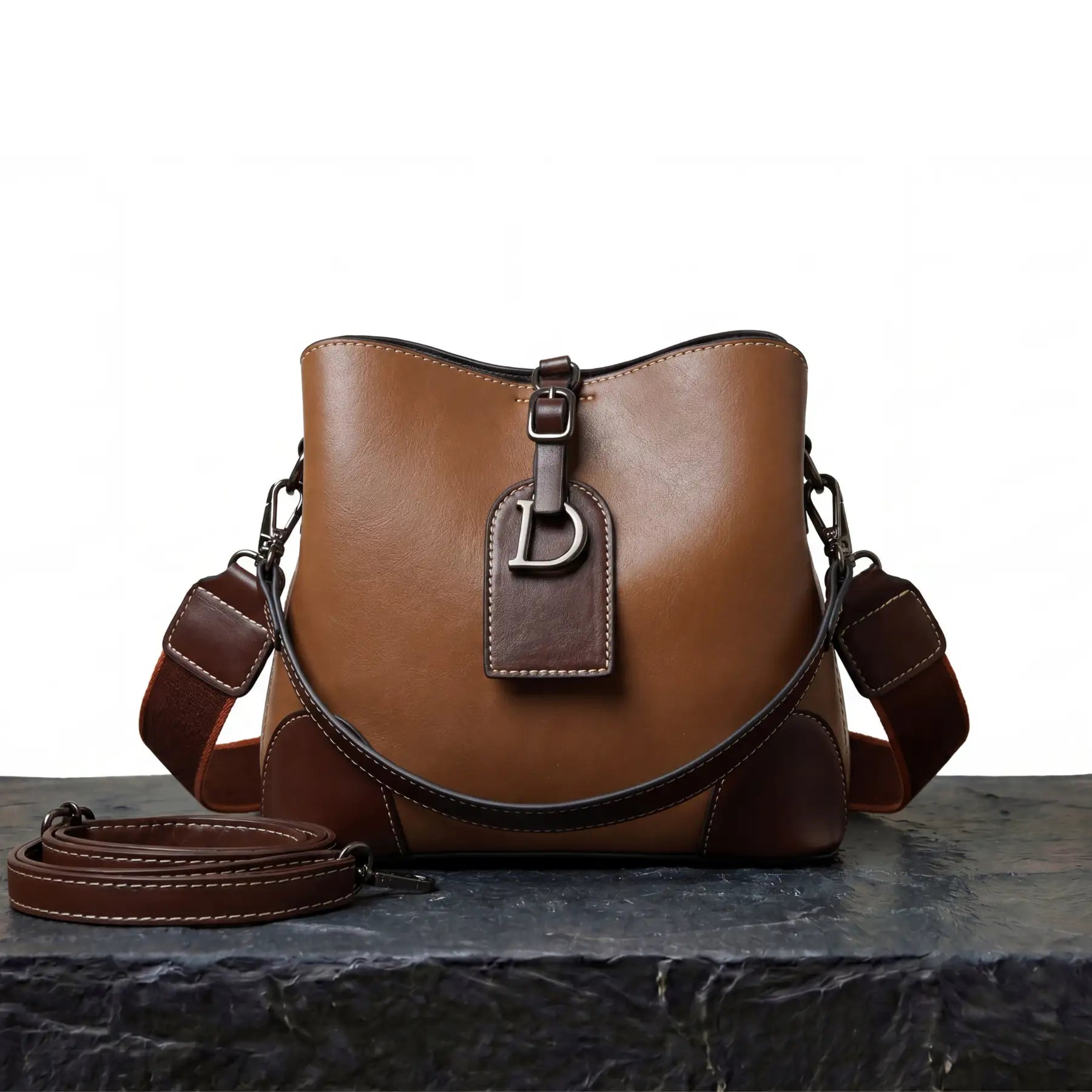 Dalia - Match One Outfit Handbag
