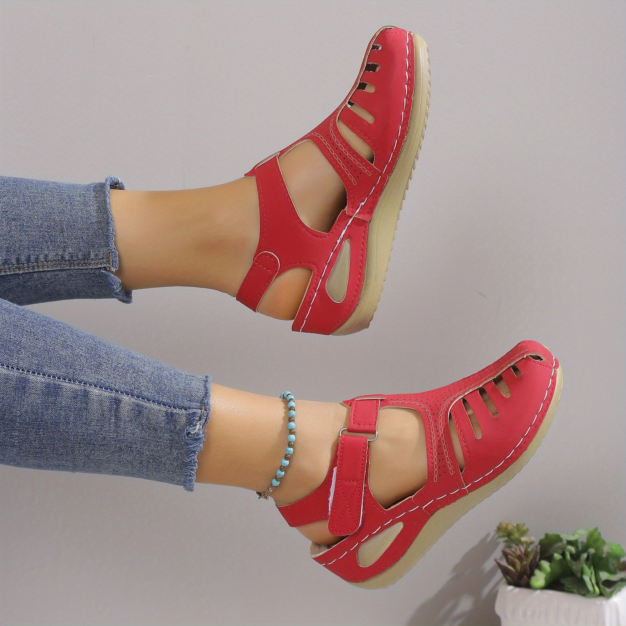 Loisa – Comfort Sandals with Gentle Lift