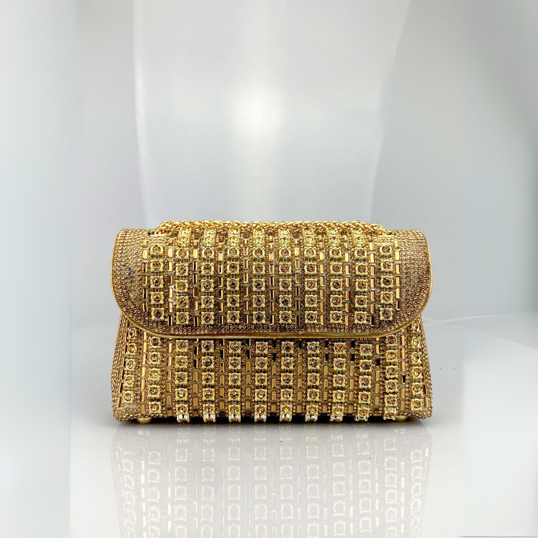 Lenny – Chic Chain Shoulder Bag with Colored Diamonds