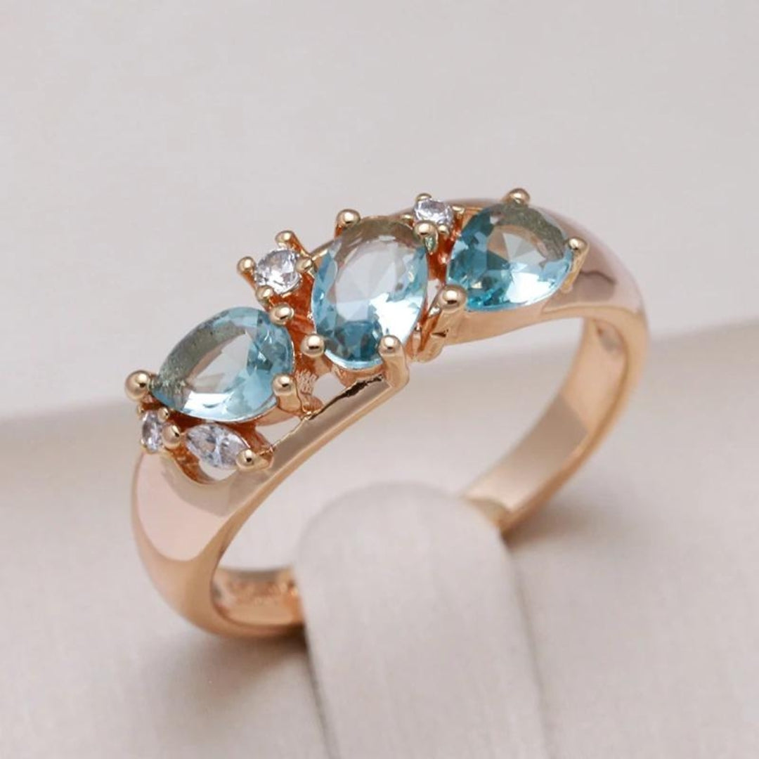 Diana - Elegant Blue Zirconium Vintage Ring Gold