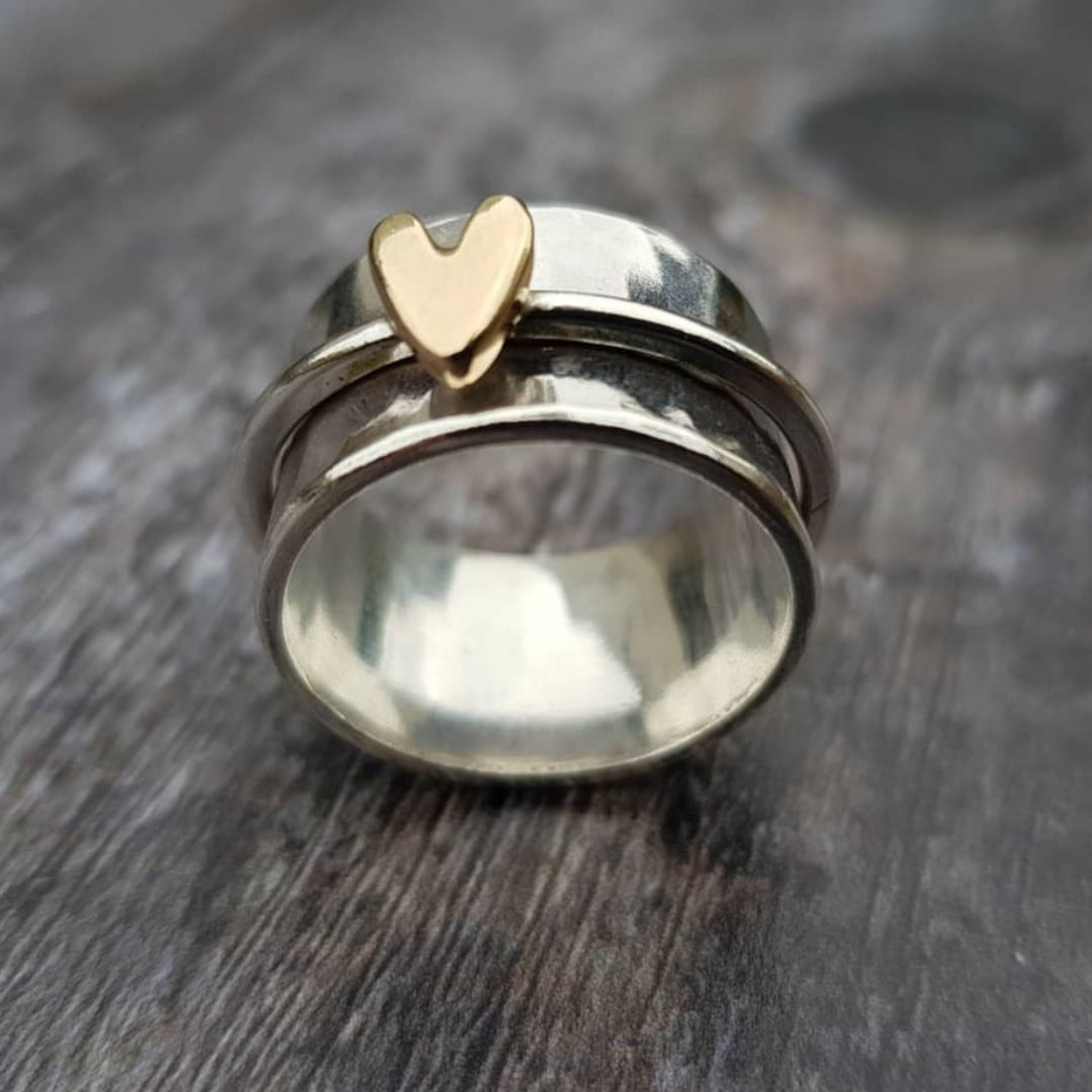 Mela - Silver Ring with Golden Heart