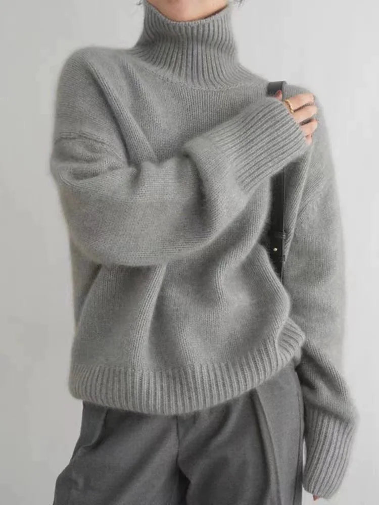 Mona – Cashmere Turtleneck Sweater