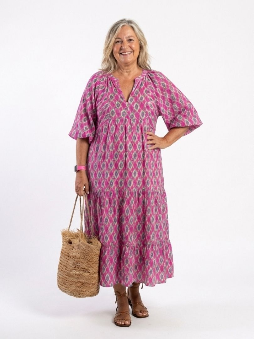 Pauline - Three-Quarter Sleeve V-Neck Midi Dress