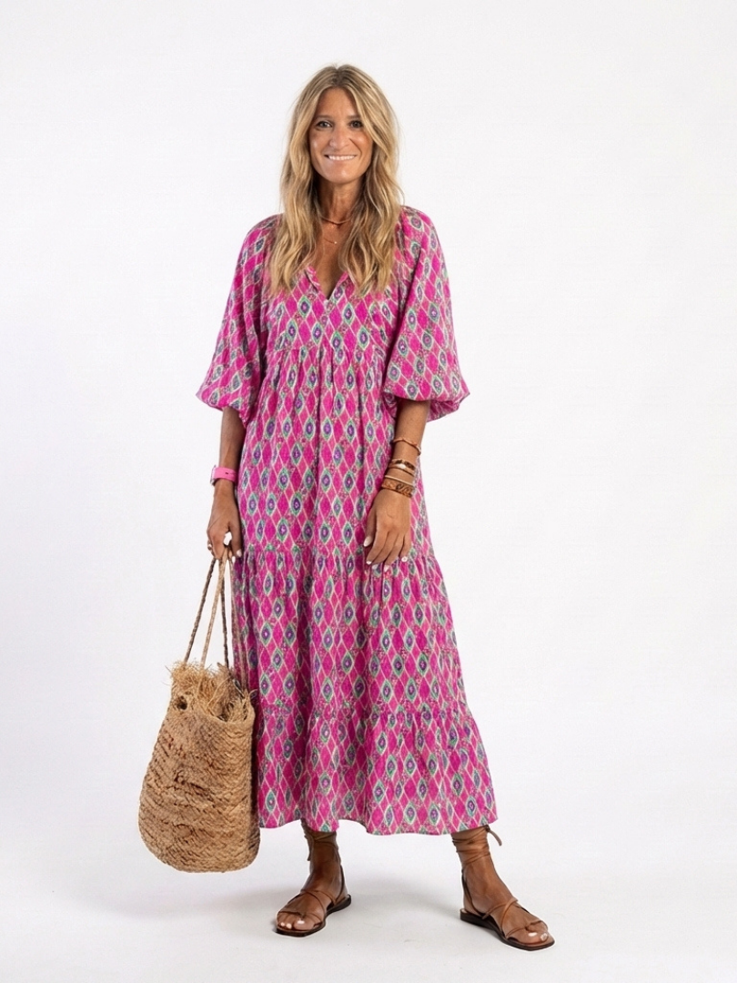 Pauline - Three-Quarter Sleeve V-Neck Midi Dress