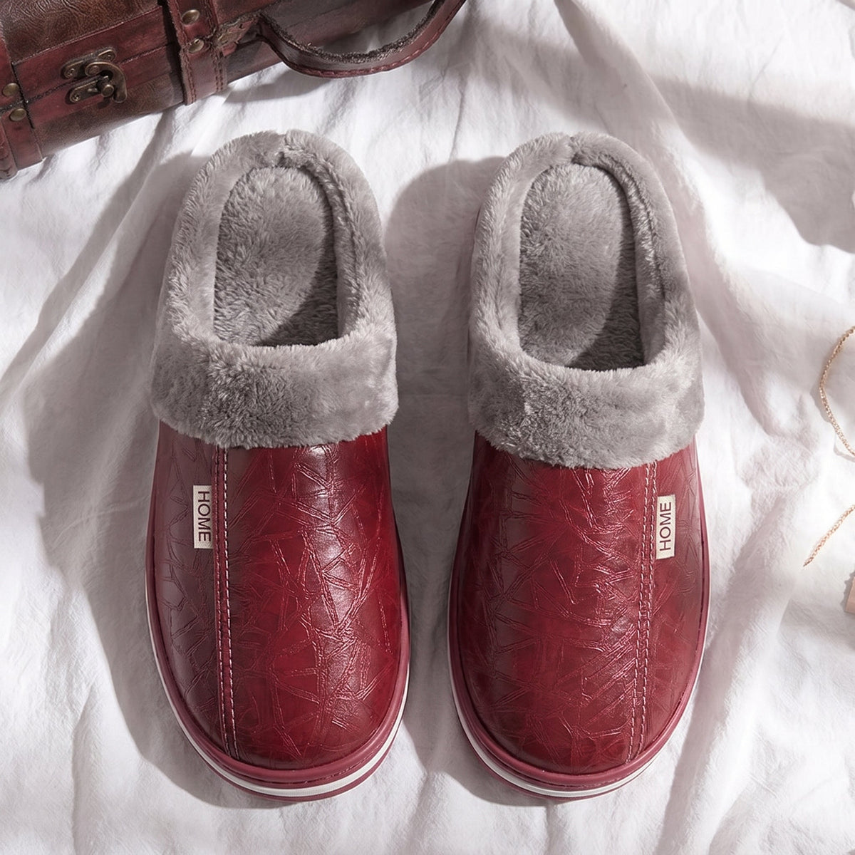 Brooks – Warm Padded House Slippers