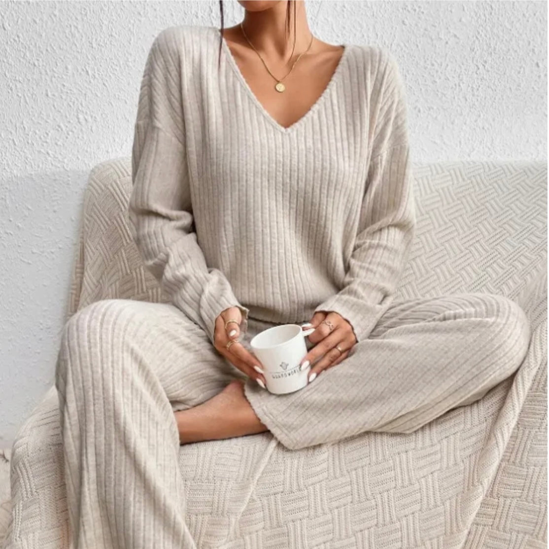 Lalaine – Ribbed 2-Piece Lounge Set