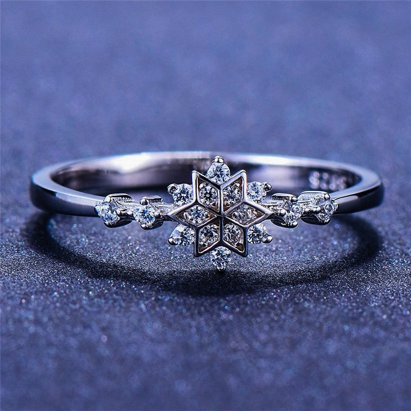 Danielle – 925 Sterling Silver Ring with Snowflake