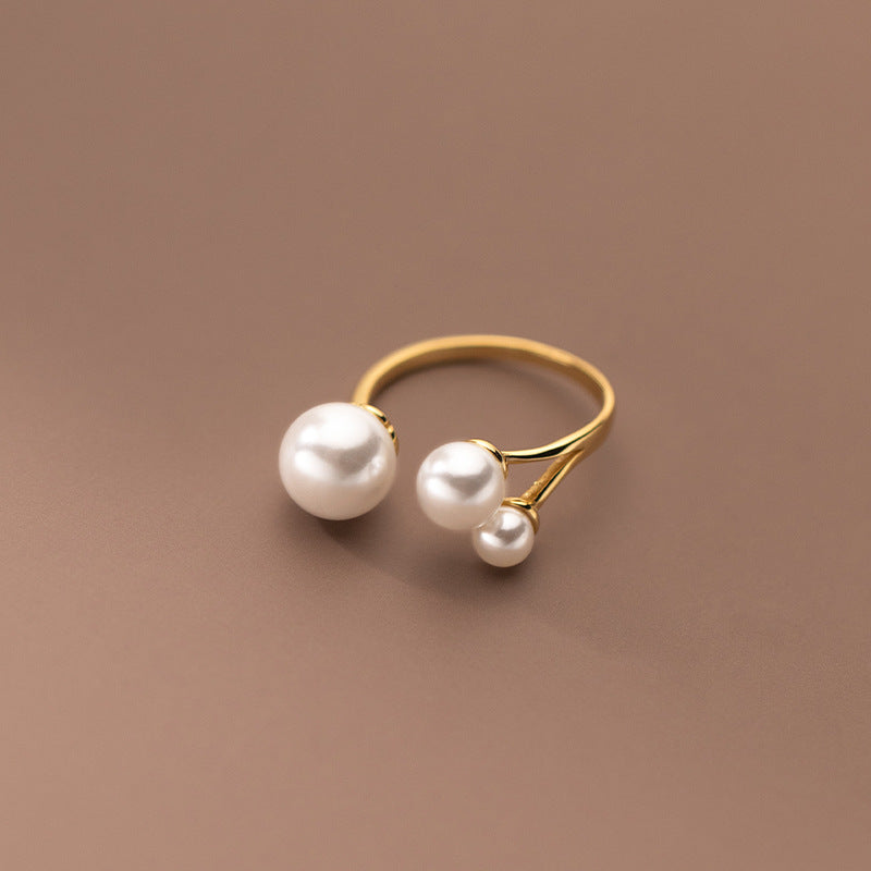 Cliara - Tripe Freshwater Pearl Adjustable Ring