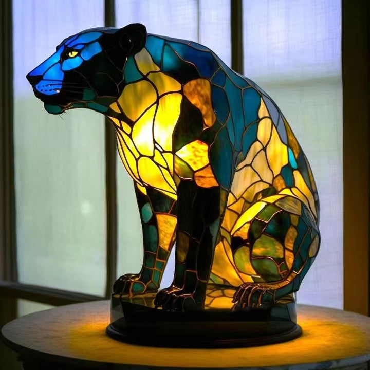 Stellie - Colored Lioness Lamp