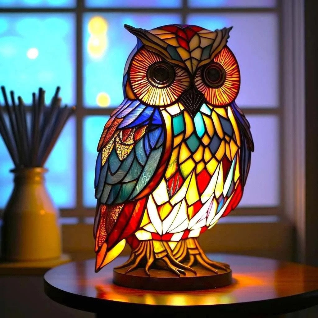 Loki - Colored Owl Lamp