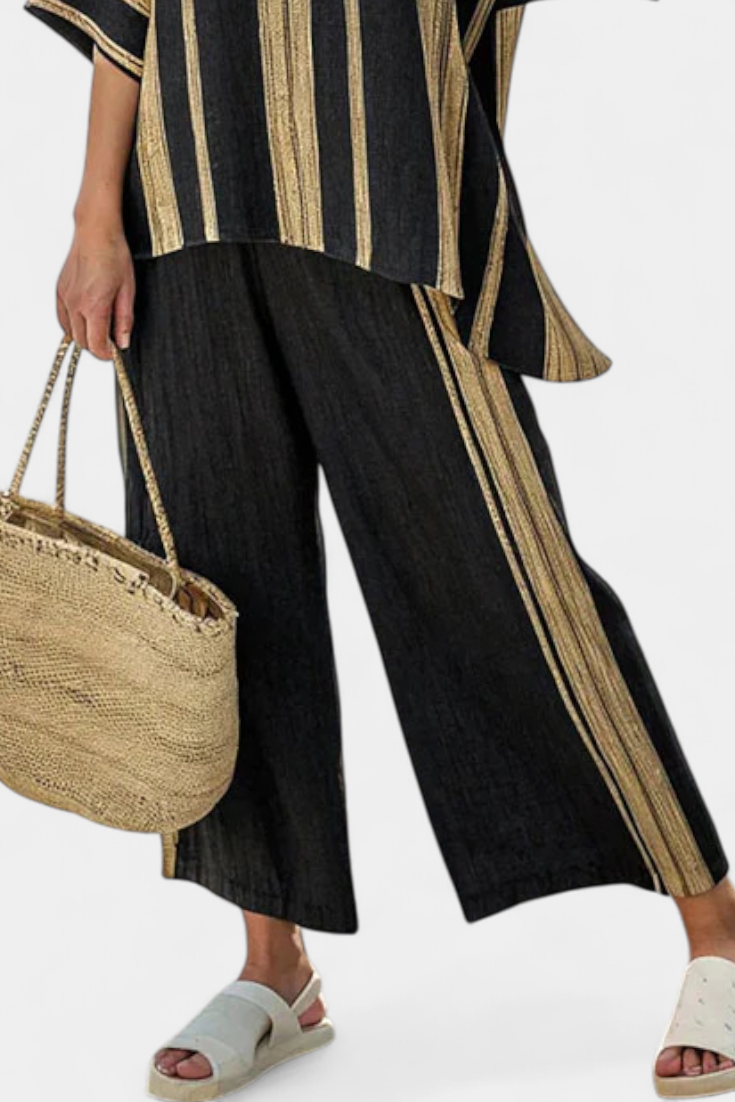 Tessie – Oversized Striped Top and Relaxed Linen Pants