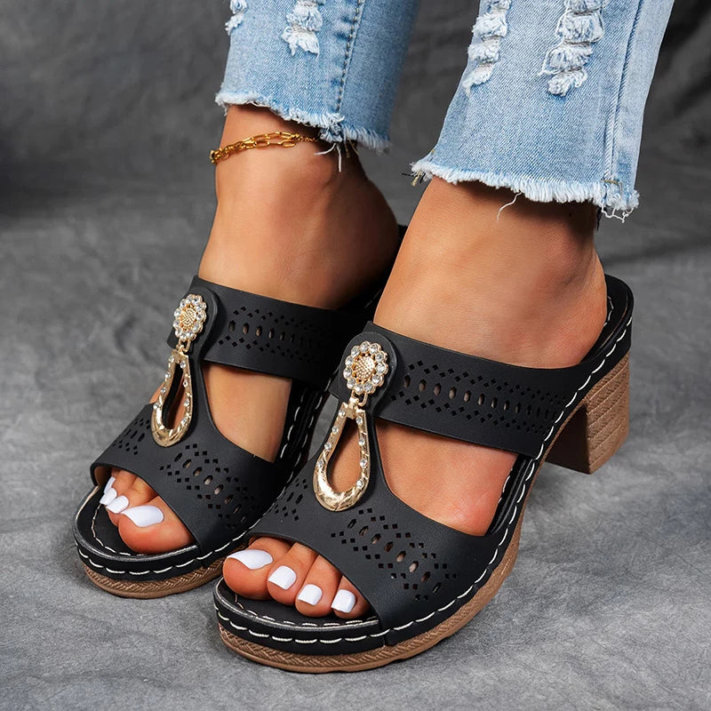 Stacy – Chic Orthopedic Sandals for Stylish Comfort
