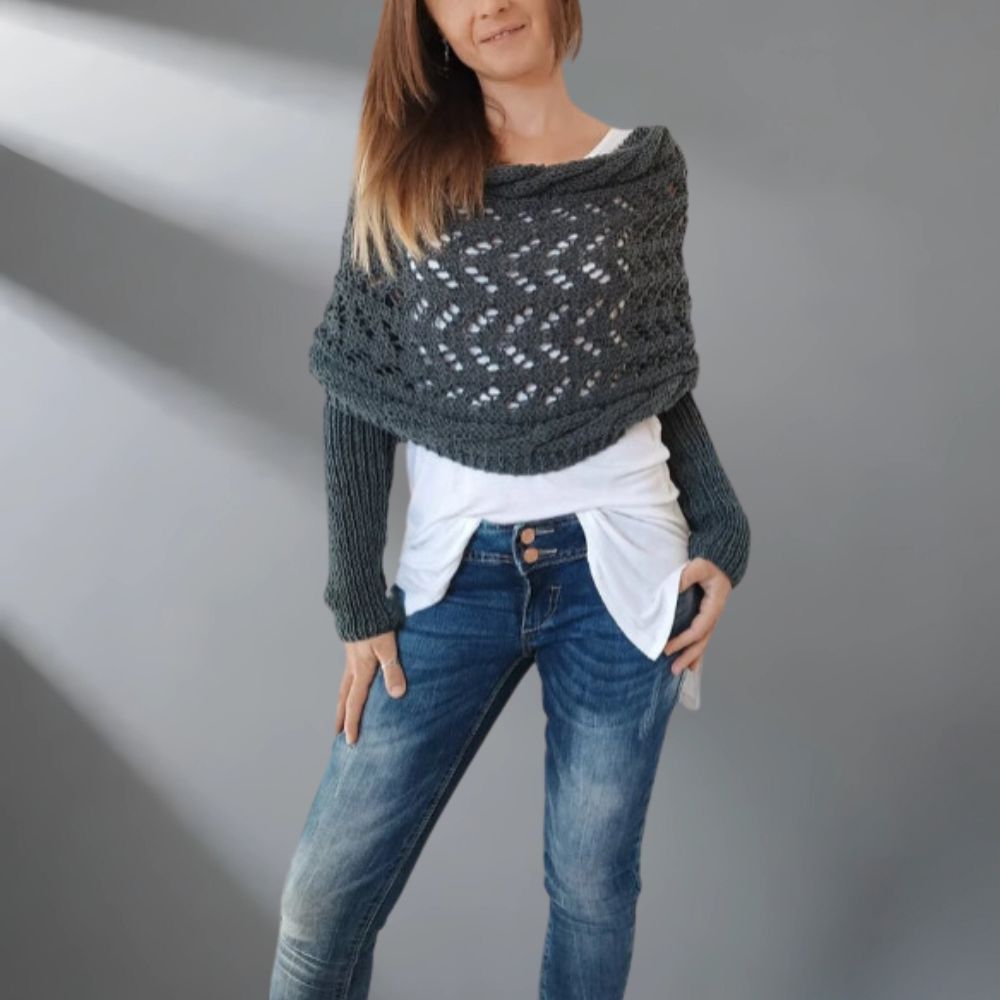 Edith – Stylish Knitted Shawl