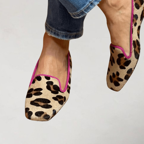 Alexa – Leather Loafers with Print and Pink Trimming
