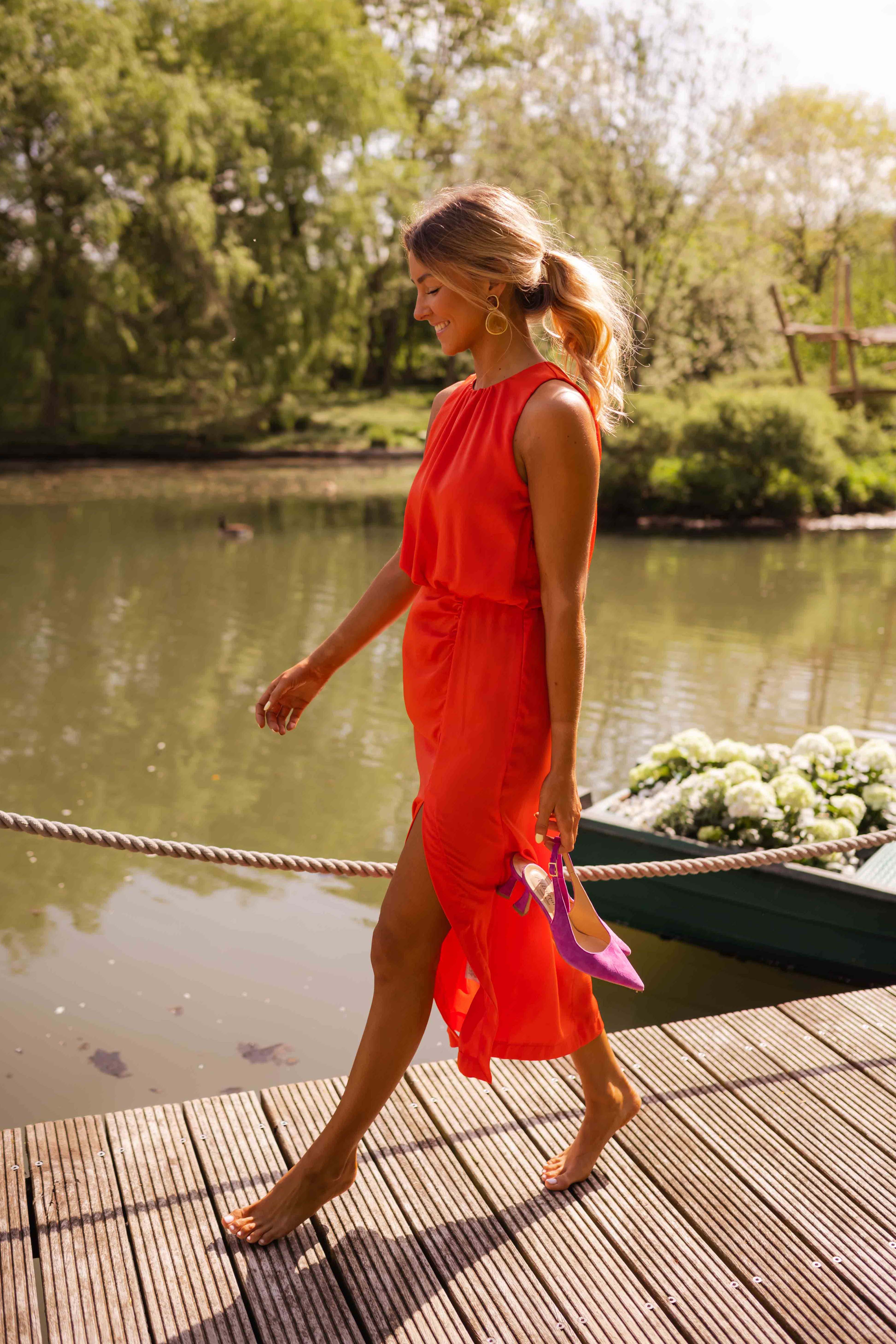 Nikki - Elegant Summer Slit Dress