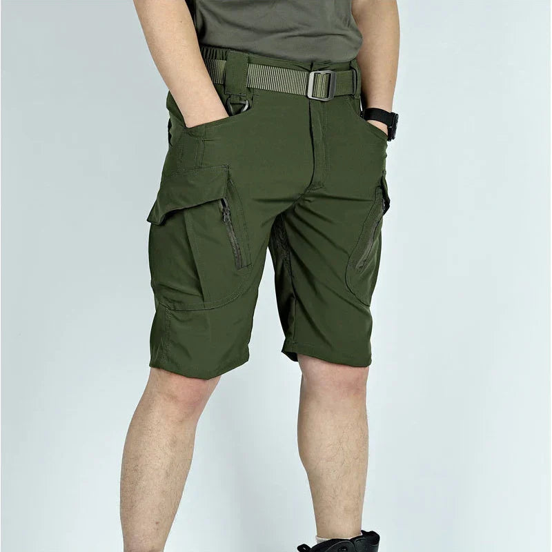 Cole – Practical Men’s Shorts for Everyday Comfort and Function