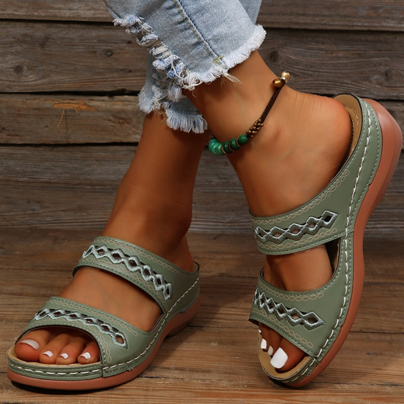 Monna – Padded Orthopedic Sandals