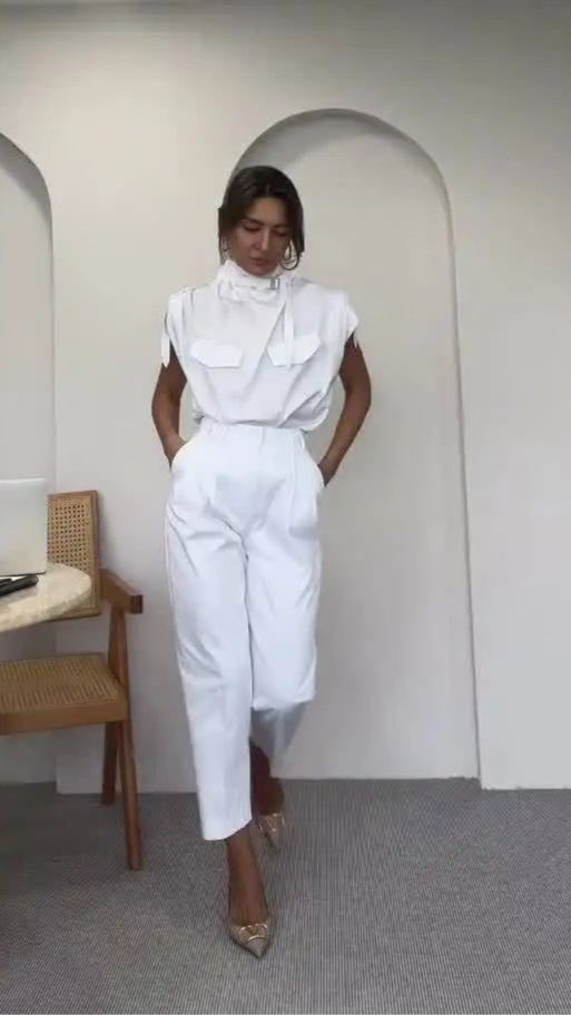 Lazzie – Tailored Blouse and Pants Set