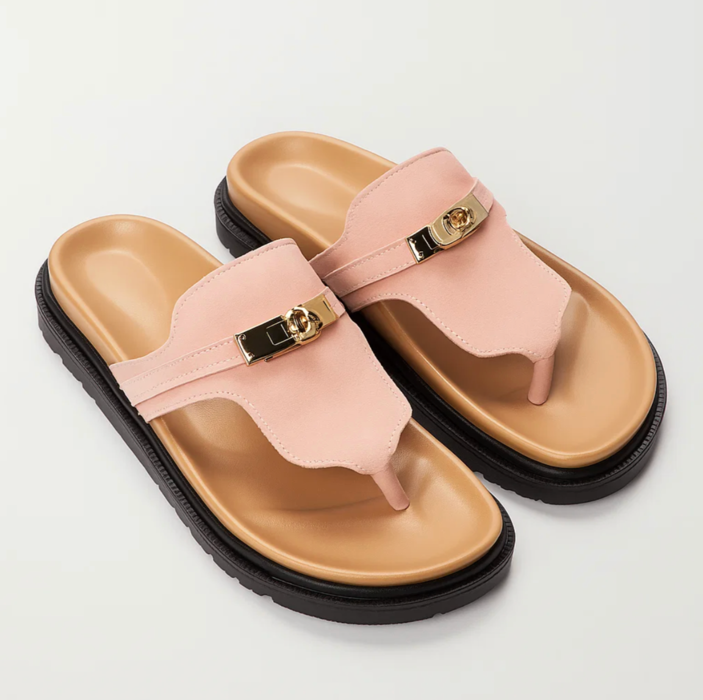 Cassy – Elegant Sandals with Ergonomic Comfort