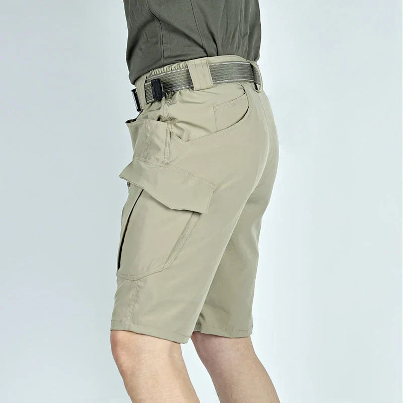 Cole – Practical Men’s Shorts for Everyday Comfort and Function