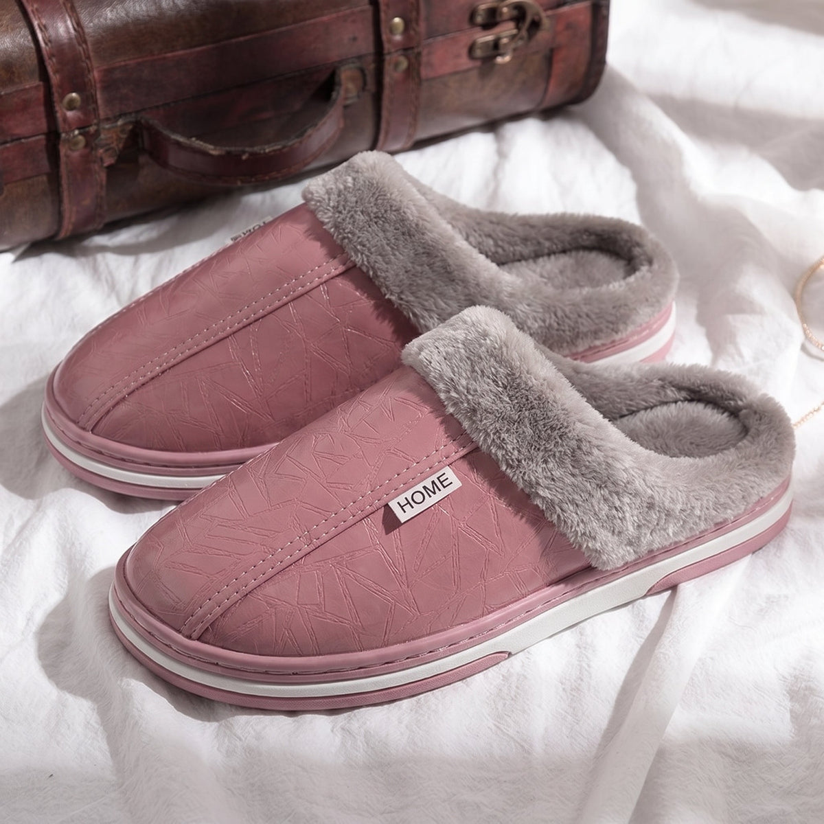 Brooks – Warm Padded House Slippers